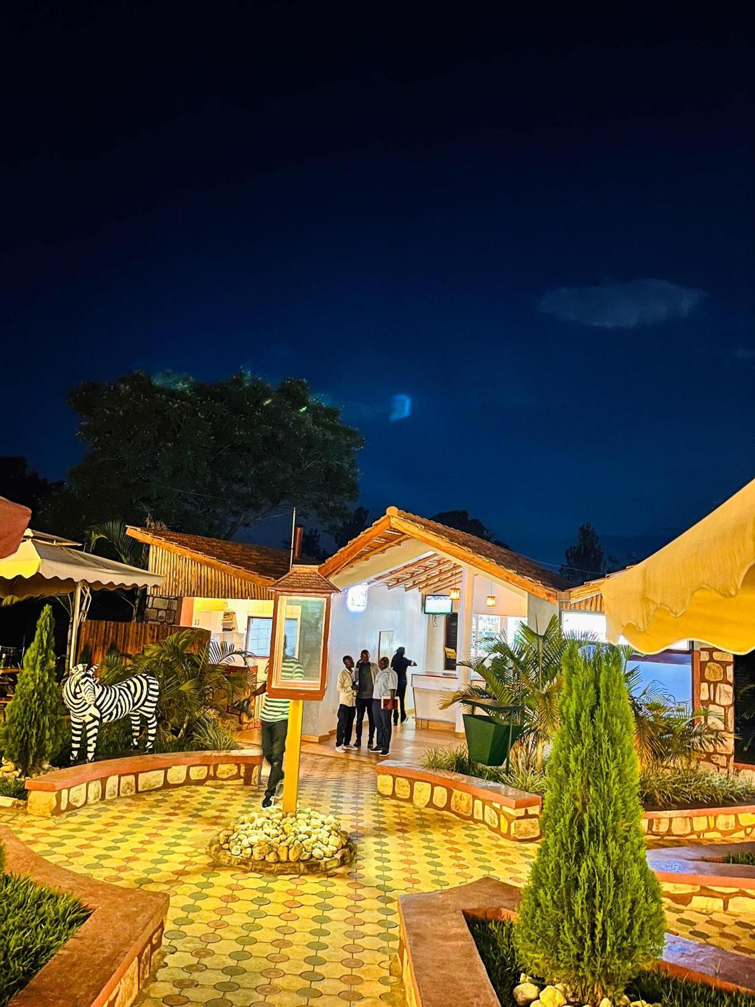 Centre Saint Vincent Pallotti Kigali Exterior foto